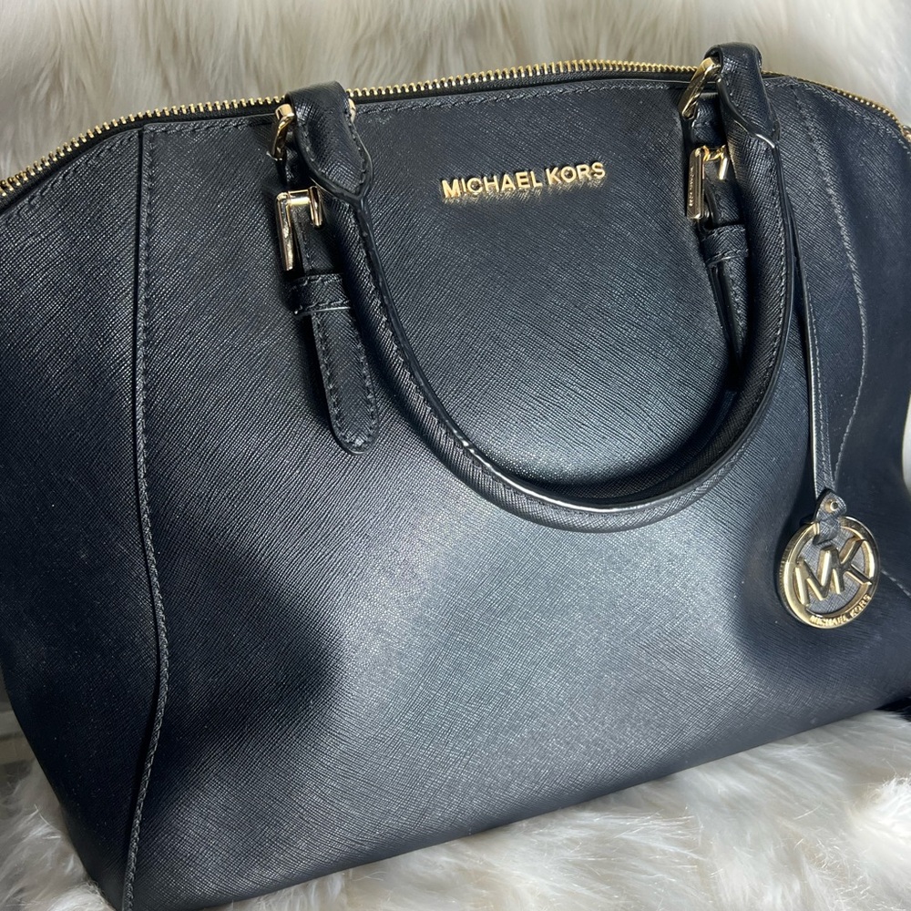 Michael Kors Ciara Large Saffiano Leather satchel - Picture 3 of 8